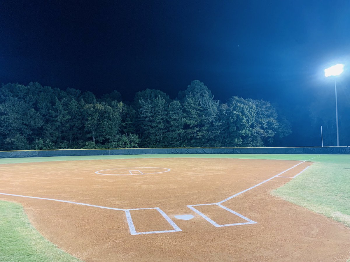 Paris JC Softball tweet media