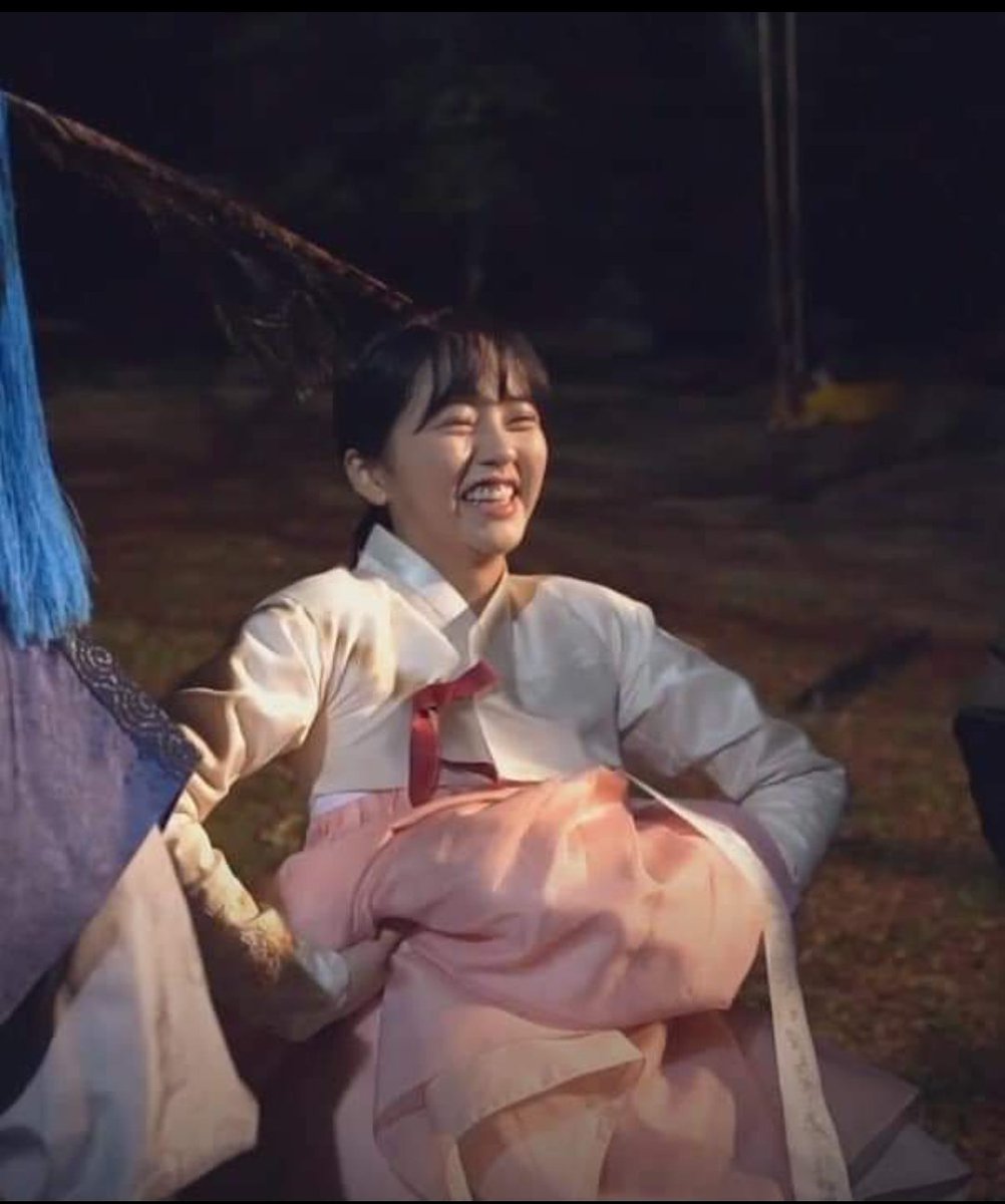 IngyinOo18's tweet photo. I want to join too :"(♥︎
#OriSelcaDay
#KimSoHyun https://t.co/w5jMduEMek