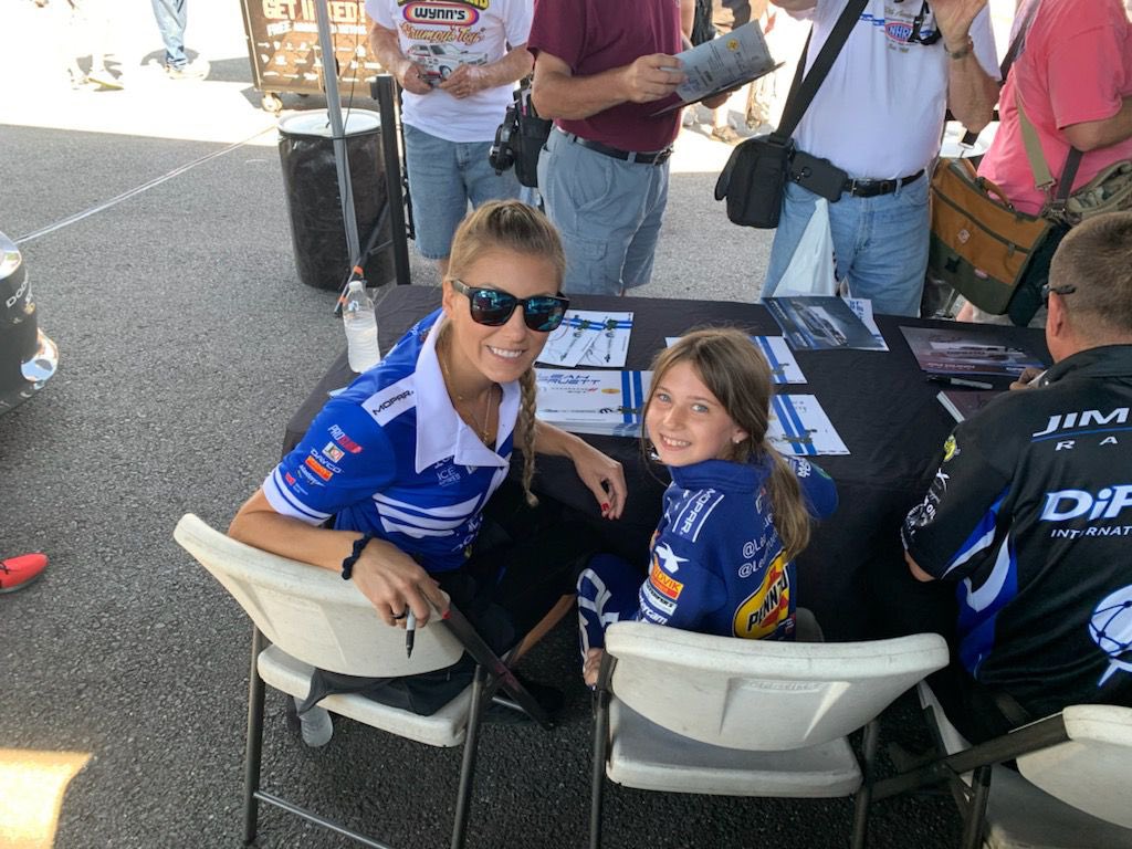 shoeracing's tweet photo. Future Top Fuel driver in the making! #Twinning 

@LeahPruett_TF // @OfficialMOPAR https://t.co/Zv1b10NXQ2