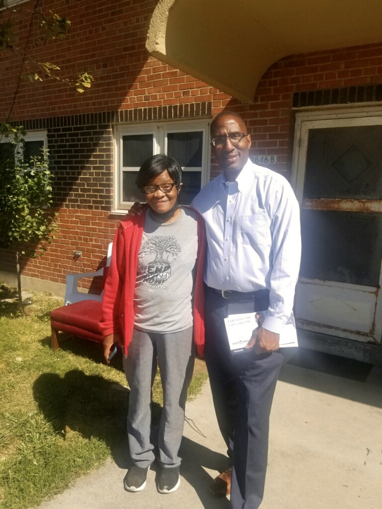 zachreed12's tweet photo. Honored to have the endorsement of Ms. Diane Howard, a 22 year resident of CMHA - Lakeside Apartments and Family Units, to be the next Mayor of Cleveland. The residents of this city are making their choice loud and clear! #ZackforCle https://t.co/qHcYcj3Z6Y