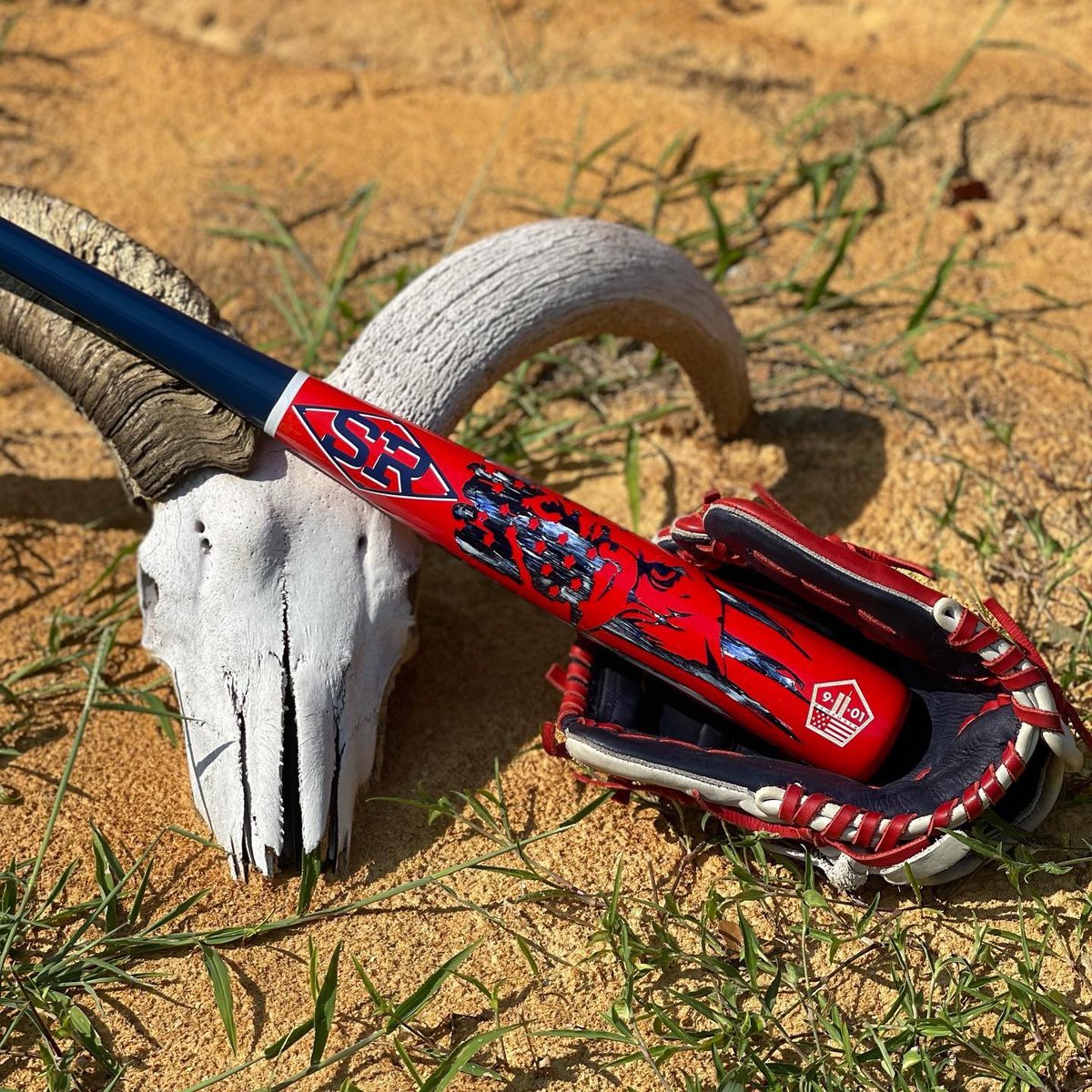 SRBatsTX's tweet image. He healed the broken hearted and binds up their wounds. - Psalm 147:3 

This bat is the small devotion by SR Bats, in the hope that the world always remembers Sept. 11, 2001. We are humbled and proud to donate 50% of the proceeds to the 9/11 Memorial Fund.

#911 #designedforglory