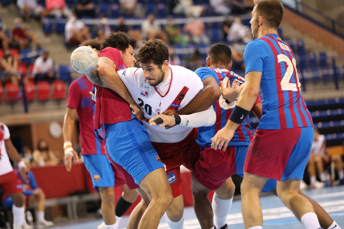 FCBhandbol's tweet photo. Jornada 1 @ASOBAL :
@CdadLogrono : 20
@FCBhandbol : 35
Min: 55
📺: @Gol & @LaLigaSportsTV
📸 @zerosocialmedia
🔵🔴 #ForçaBarça #LiveASOBAL #LOGBAR https://t.co/WV1MuldWfv