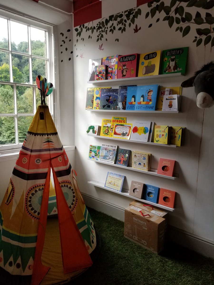 CarysGAuthor's tweet photo. Found the loveliest toy shop in Ironbridge this morning ♥️ #thetoybox https://t.co/x1FECDNDBJ