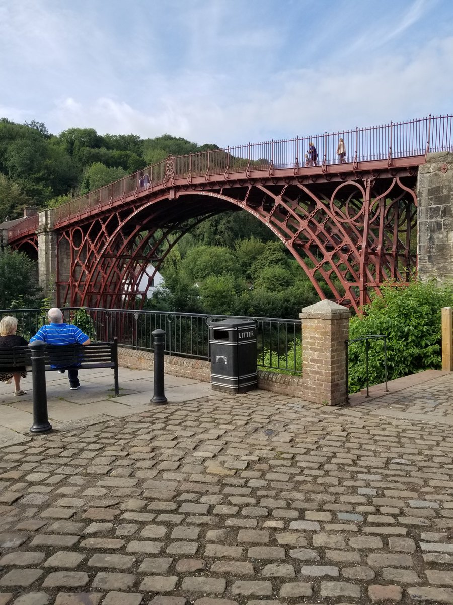 CarysGAuthor's tweet photo. Found the loveliest toy shop in Ironbridge this morning ♥️ #thetoybox https://t.co/x1FECDNDBJ
