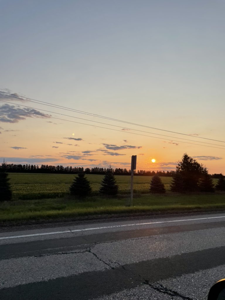 Stephanie Manson (@stephhmanson) on Twitter photo Up for the sunrise and couldn’t be happier to finally be back on the road for a <a href="/LaurierSoftball/">Laurier Softball</a> season Up for the sunrise and couldn’t be happier to finally be back on the road for a <a href="/LaurierSoftball/">Laurier Softball</a> season