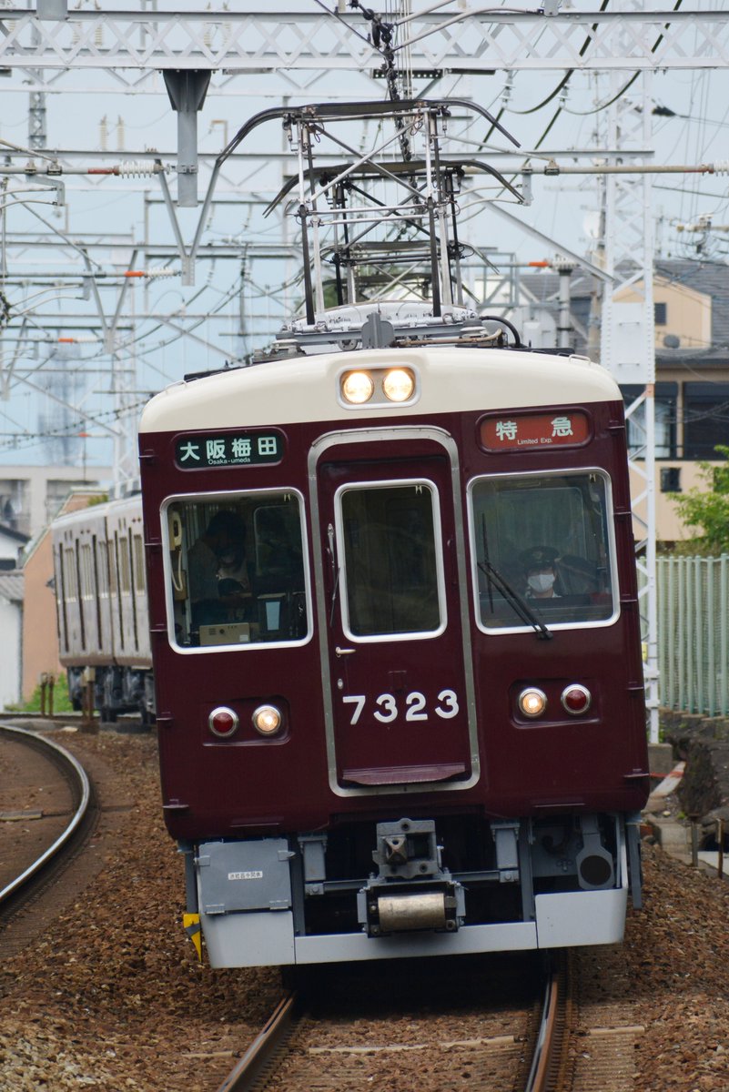 tan701_802's tweet photo. R3 9.11
7323F
T#5062
@西向日、洛西口、西院
検明け後初の特急運用に入ったとのことで撮影に
ハロゲン+ピカピカの7300系を撮影することができて良かったです
ご一緒した方お疲れ様でした
#阪急 #7323F #特急 https://t.co/hoUSWJ5JLv