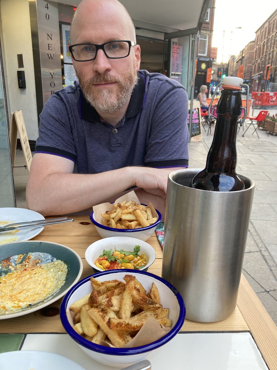 bocarterfashion's tweet photo. Top date night with Stevo last night in our favourite @EatYourGreensLS #lush #independentleeds #leeds #organic #zeroewaste @LeedsIndieFood @Leeds_List #Independent #leedsfood @SteveGabbett https://t.co/5wR2a6z0C0