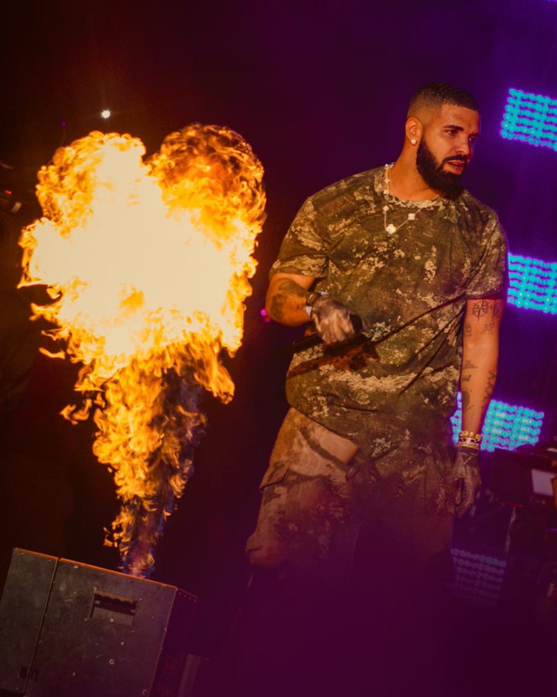 WirelessFest's tweet image. Even the flames were feeling the kid last night 🤣❤️‍🔥

#WirelessFestival