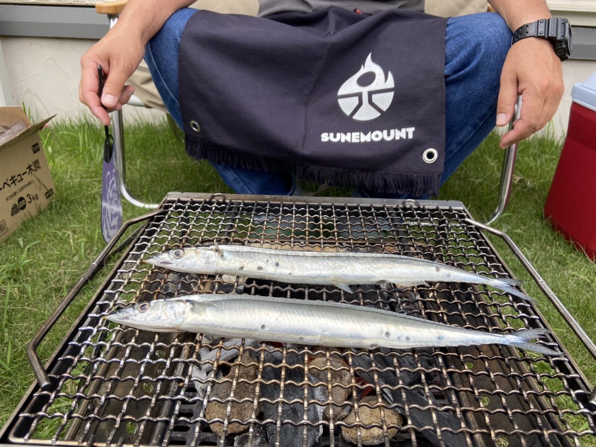 sunemount's tweet photo. 初物😁　マザーソルトに、すだちを絞っていただきます‼️
#秋刀魚
#秋の味覚
#マザーソルト
#すだち https://t.co/rgXW1RjScu