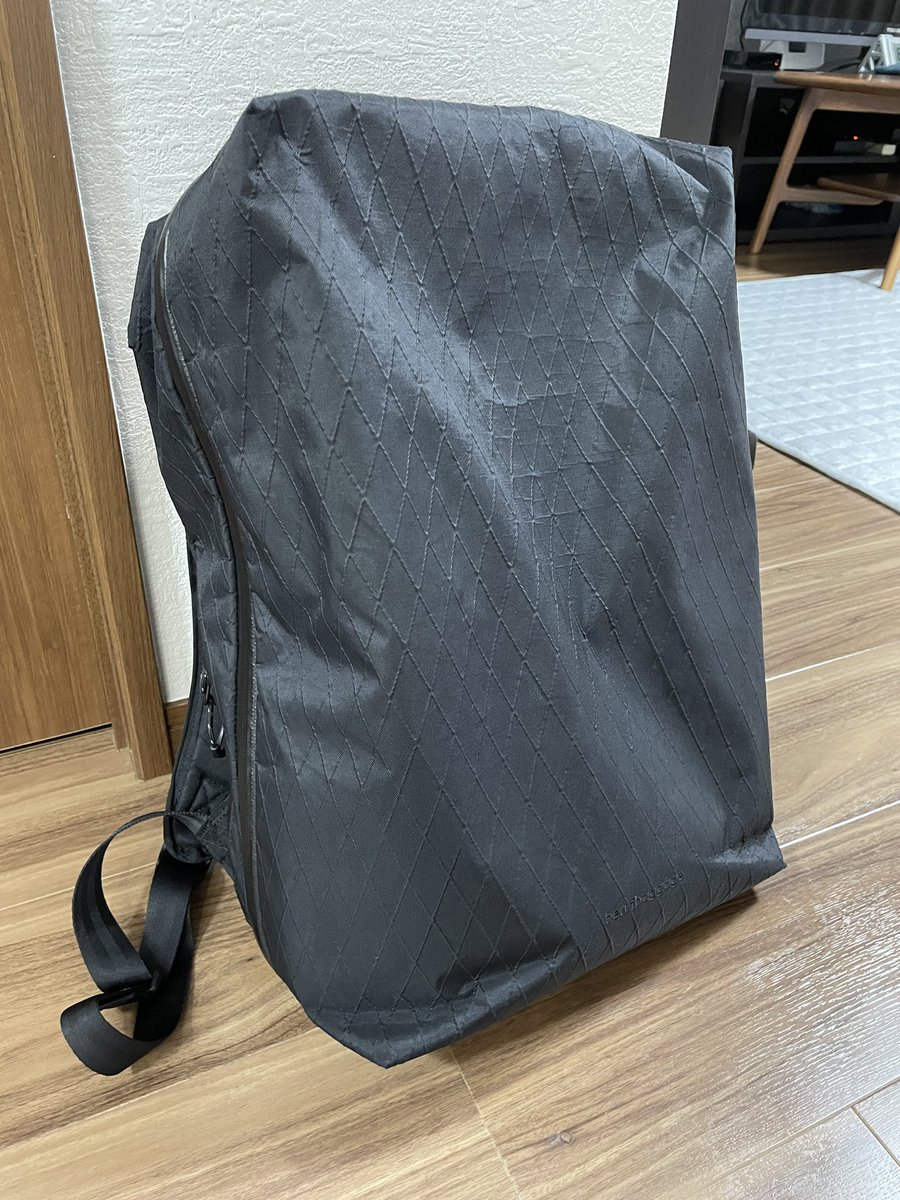 ym_tanak's tweet photo. ポケットの位置が絶妙過ぎて代替品がないこれ、お疲れさまでした
#berufbaggage https://t.co/ijBnbI0w7A