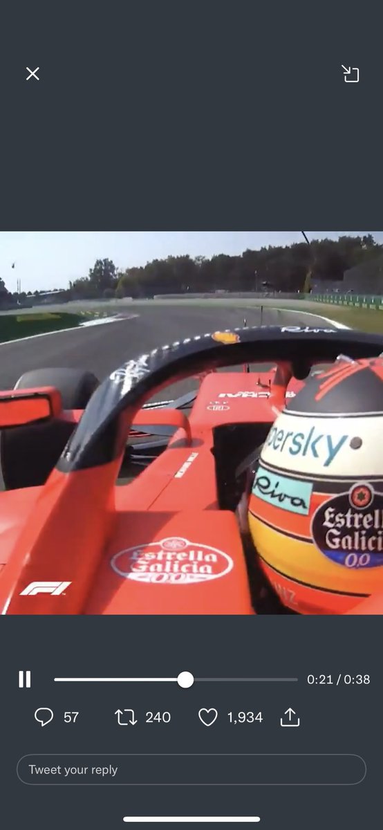 imjustint's tweet photo. @ScarbsTech interesting how much Carlos' belts stretched on impact. Unusual to see HANS device from onboard too. Note his HANS tethers aren't even at full extension either. https://t.co/Mdw0z5LCde