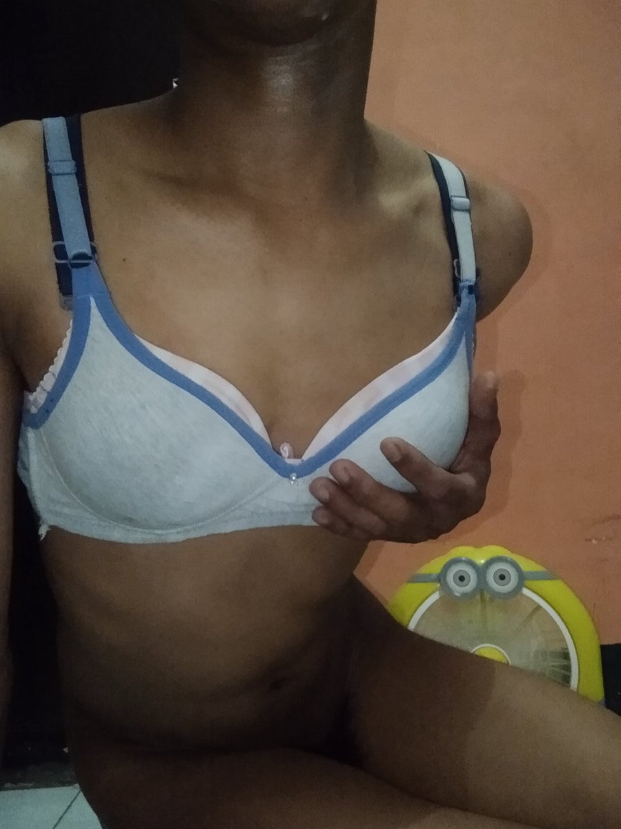 mamamuda55's tweet photo. Malming sambil Nunggu Enak kali yak?? 🤤💦 DM Dong Gaes yang mau Cding bareng 💦💦 https://t.co/8qNUMrWt3a