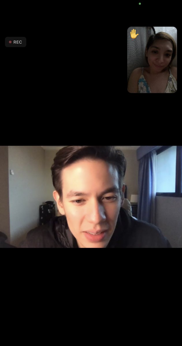 Karlysisa's tweet photo. Fan girling!
Zoom meeting with @unoemilio my 2021 is complete🖤 https://t.co/RNcpjJavzm