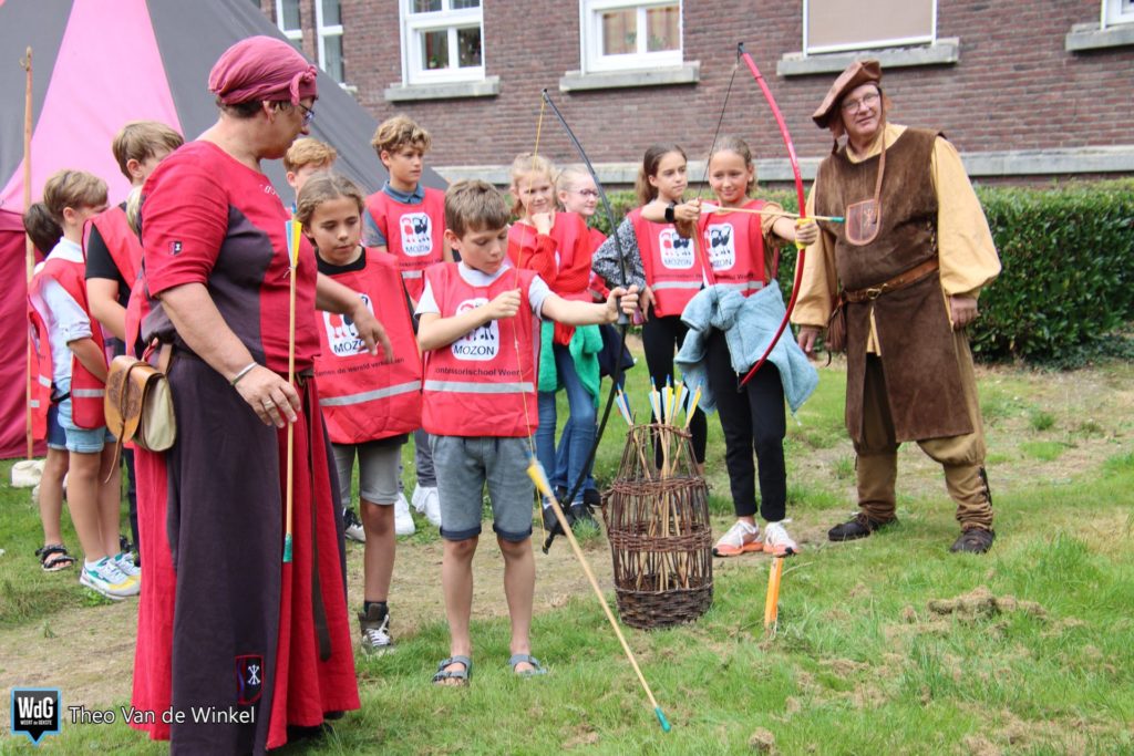 Veel doe-activiteiten bij ridderkampement aan de Biest (foto's) ➜ weertdegekste.nl/2021/09/veel-d… #Weert