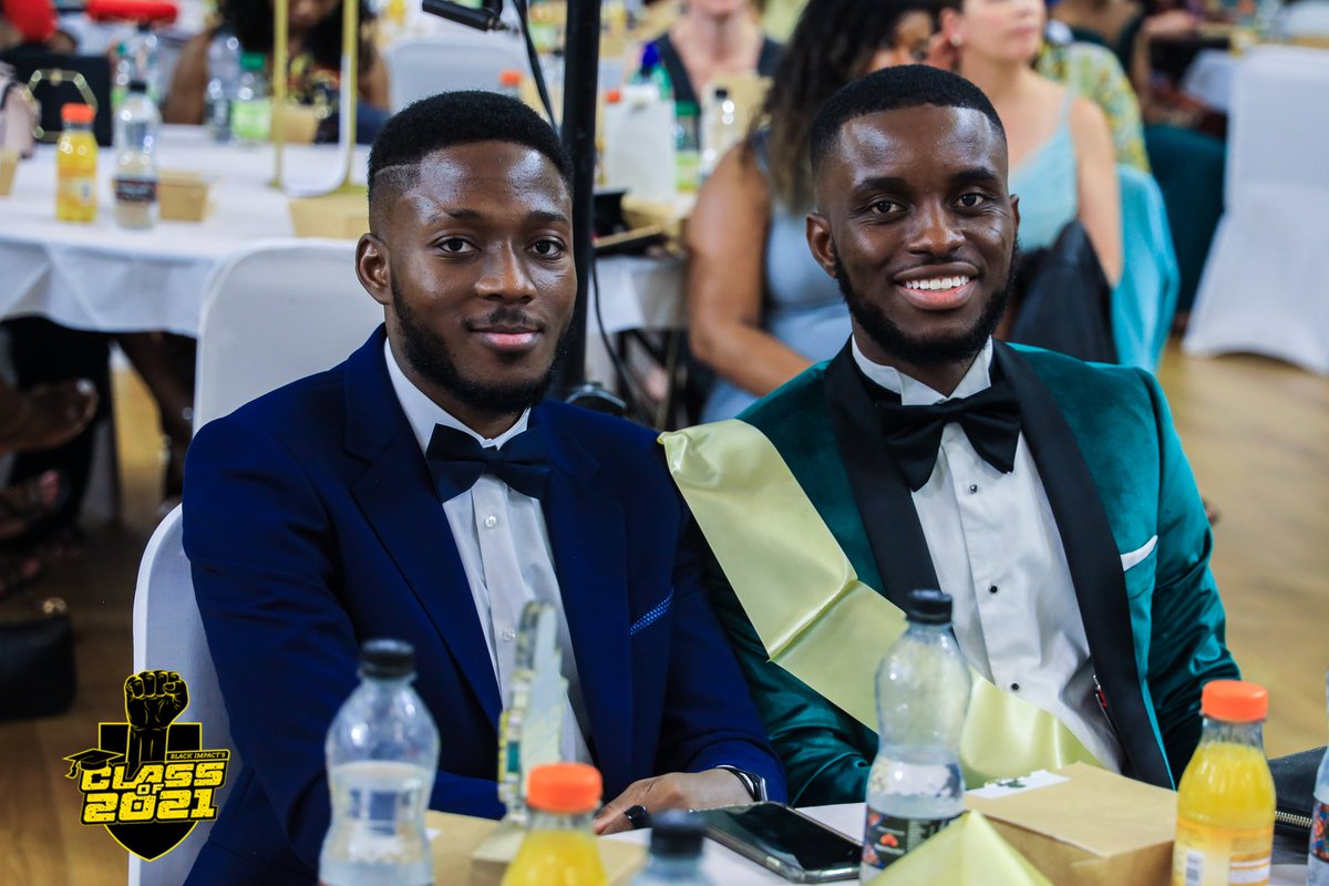 About the Class of 2021 awards night two weeks ago. The night was lit up with smiles 😁
*****
If you missed it, rewatch via the link in bio
*****
#classof2021 #awardsnight #awards #winners #finalists #blackstudents #blackgraduates #blackexcellence✊🏾 #blackimpact