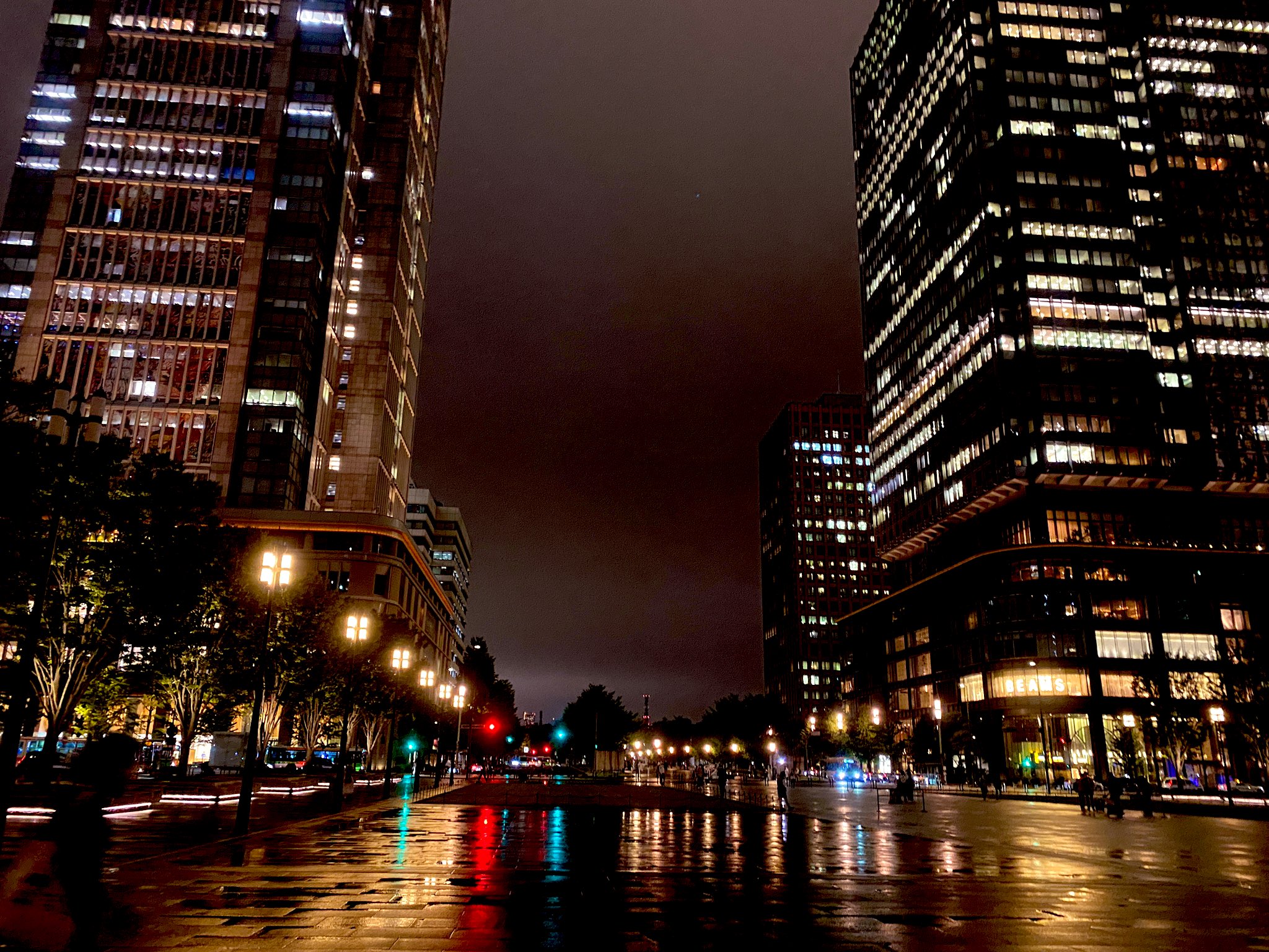 Buro 都会の夜も 案外良いものです 都会 夜 夜景 T Co Ksaimq6l9i Twitter