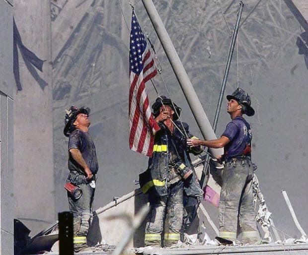 JohnPhillips's tweet photo. We remember and we pray. Love passionately. Live fully. Smile as much as you can. And say thank you as often as you can to our first responders and military. Be kind. #neverforget #lovefully https://t.co/qKLWAUgXvT