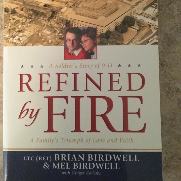 IBfliesproject's tweet image. Lt. Col. Brian Birdwell happened to walk down the hall when his part of the Pentagon was hit. Take a minute to read this powerful story in remembrance of 9/11 from his wife's point of view. Click here: bit.ly/2A70KuD  #NeverForget