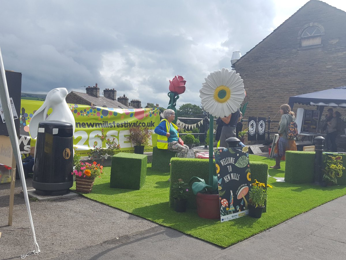 Pop up park and One World on the Prom til 2pm!