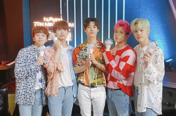[#NEWS] All members of #NFlying has tested positive for #Covid19, Cha Hun being the last member to test positive

<a href="/FNC_ENT/">FNC Ent.</a> released a statement apologizing for causing concern and said that <a href="/NFlyingofficial/">엔플라잉 (N.Flying)</a> are strictly following governmental guidelines

ℹ️n.news.naver.com/entertain/arti…