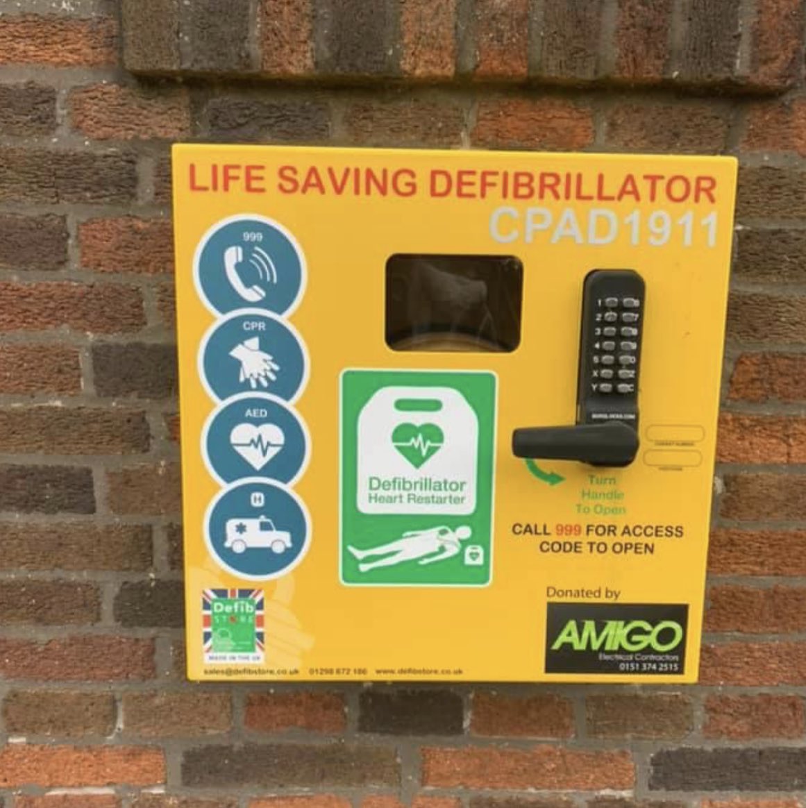 bromboroughvca's tweet photo. The defibrillator was used last night. We hope whoever needed it is doing ok. If you know about this can you  please get in touch. We need to arrange collection so we can return it to the box, incase it’s needed again. Many thanks. https://t.co/O7watdzAcx