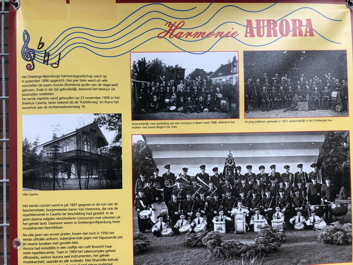 RobJorg1's tweet image. Muziek in Driebergen leeft, vroeger en nu. Van de 125 jaar (+2 dagen!!🥂) jonge harmonie Aurora via de Blue Diamonds tot Jim van der Zee. Ze staan op de posters die bij @VroegerenNu3B buiten hangen. Binnen nog meer te bewonderen in de leuke tentoonstelling.