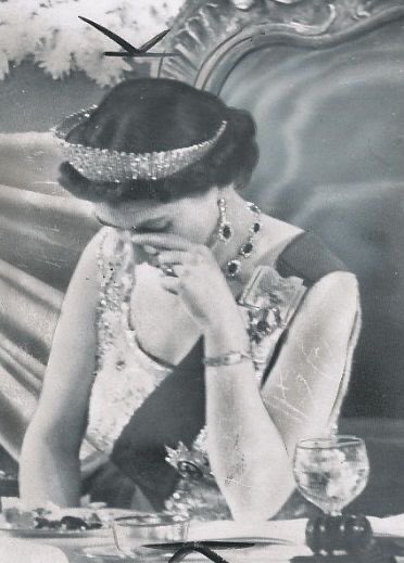 BRFguards's tweet image. QUEEN ELIZABETH II 👑
The one who wear the crown bears its weight.