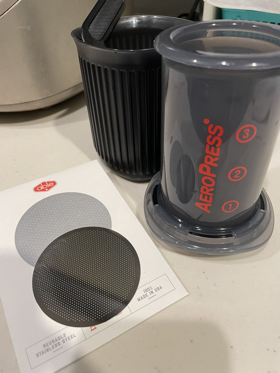 Hero_SSD's tweet image. AeroPress Go 買いました〜ステンレスフィルターも一緒に！ #AeroPress #AeroPressGo #Diskfilter #ablebrewing