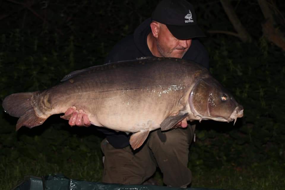 Mick Tuck doesn't get much time to go fishing and it's usually a quick overnighter down his local syndicate. So, when this 41lb mirror rolled in his net, he was rightly over the moon! The Cell and ISO Sweet at catapault range scoring again.
#carpfishing