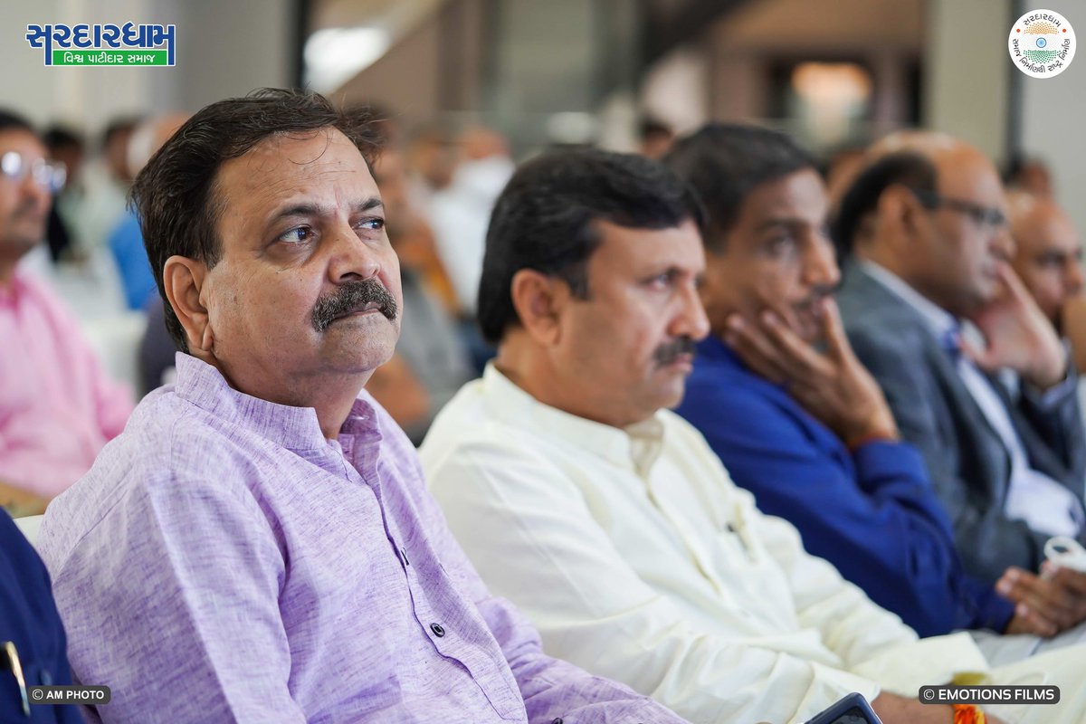 VIVEKPATEL_GJ's tweet photo. આદરણીય પ્રધાનમંત્રી શ્રી @narendramodi સાહેબનાં વરદ્દ હસ્તે (વિડિયો કોન્ફસ્ન્સીંગથી) ૨૦૦ કરોડનાં "સરદારધામ ભવન" નું લોકાર્પણ
અને ૨૦૦ કારોડનાં "કન્યા છાત્રાલય સરદાર ધામ ફેઝ - ૨" નું ભૂમિપૂજન વૈષ્ણોદેવી સર્કલ, અમદાવાદ ખાતે કરવામાં આવ્યું. (૨/૨)
#Sardardham
#SardardhamBhavan
#GPBO https://t.co/fCMtfBwiEV