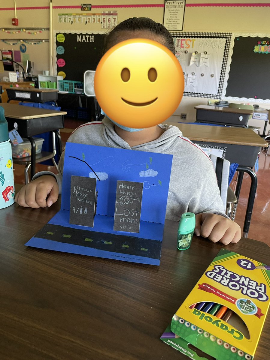 _amander203's tweet photo. 20 years after sitting in a 4th grade classroom as a student on 9/11, I am teaching my own class of 4th graders about the events of that day. Yesterday, we created our own memorials to honor the heroes. #iteach4th #teachNB #NeverForget https://t.co/IA5QIvQlYb