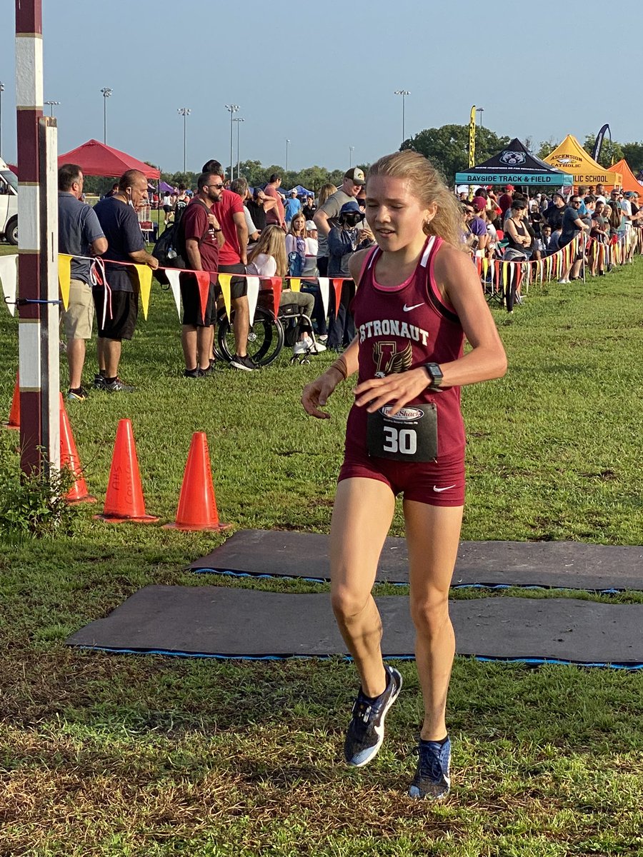 ASTRO_ATHLETICS's tweet photo. Maddie Carr 3rd place overall . https://t.co/V7BFZ9cpbu