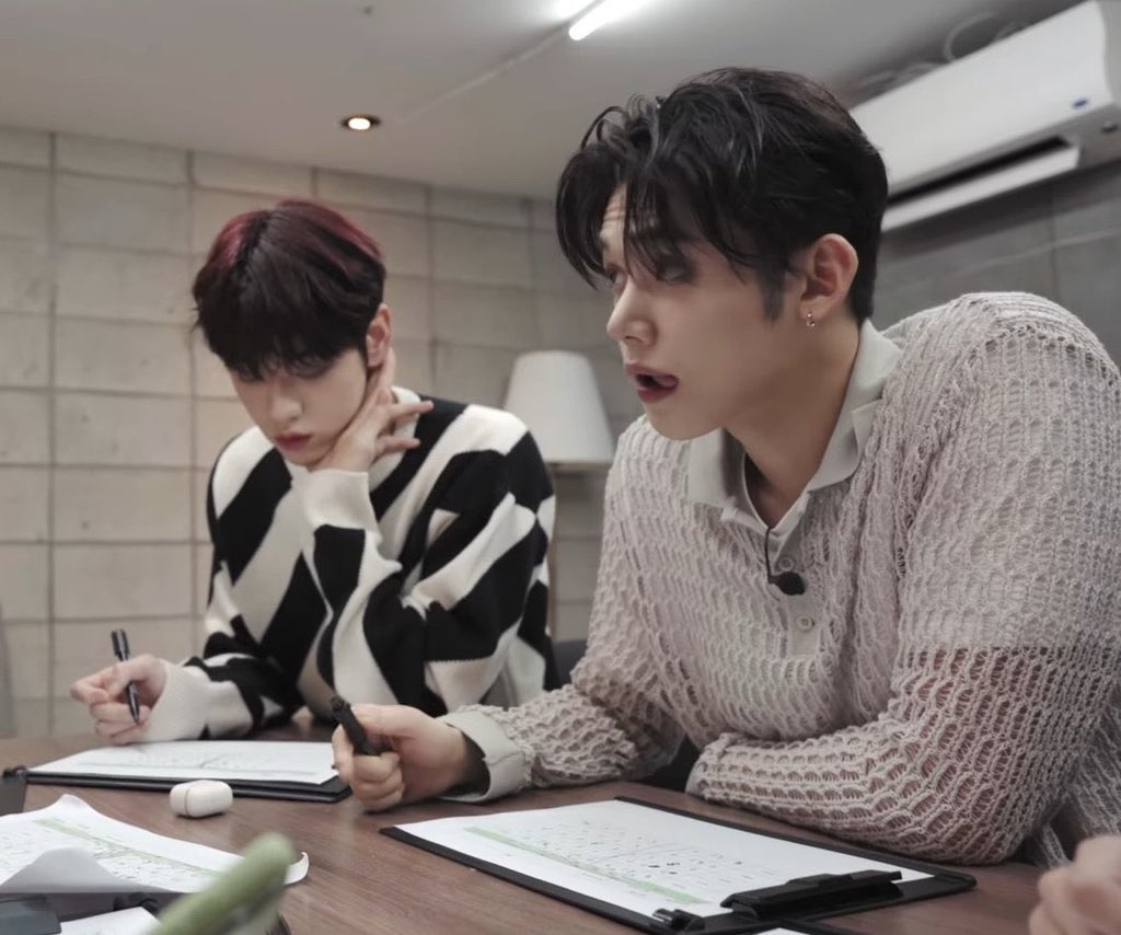 yeonbinsource's tweet photo. https://t.co/LJWI7U0SMg