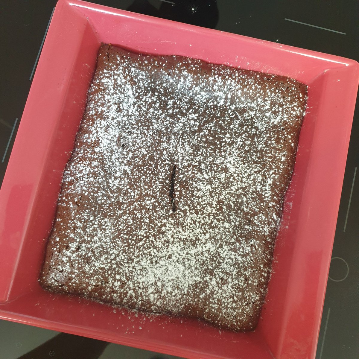 dinaBeaux's tweet photo. Un samedi chocolat... 😋🍰🍫
#chocolatecake #saturday #pastry #temptation #bordeaux https://t.co/3FxH04Mchl