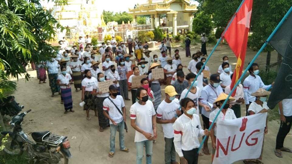 AyeMarLwin6's tweet photo. Today Sept 11
Myanmar people still urging for justic, freedom and rejecting military junta. 
#Sep11Coup 
#WhatsHappeningInMyanmar #DefensiveWarForDemocracy https://t.co/Zx2iiwM8a8