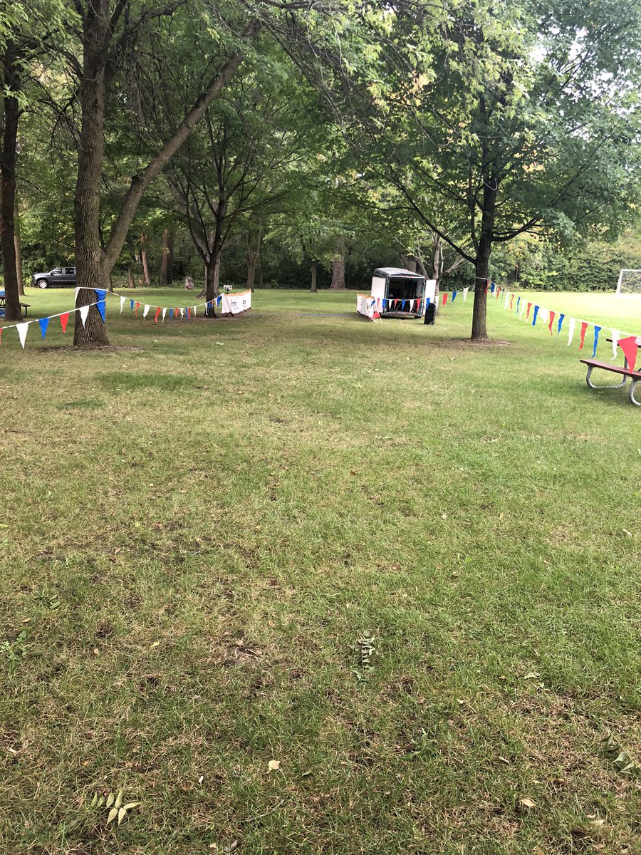 JordanComEdRec's tweet photo. It’s a beautiful morning for a 5K race. #runofthemill #heimatfest https://t.co/9cKfsiIr0g