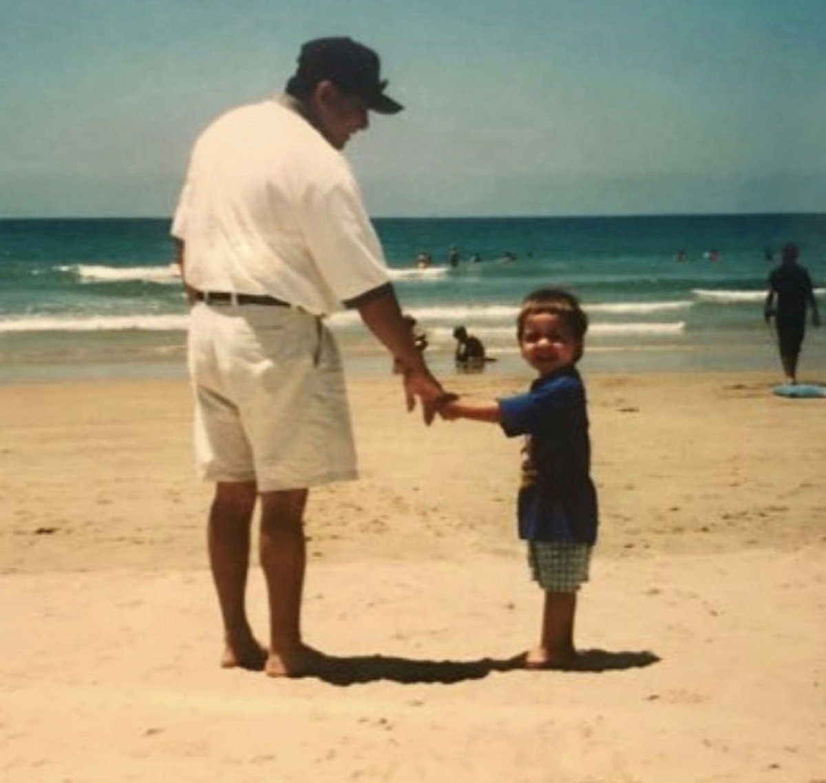 PhotoSilvas's tweet image. Wishing my son @VincentSilvas32 a happy 23rd birthday. Hope you have a great day. Love you Buddy!!
#keepmakingprogress💯