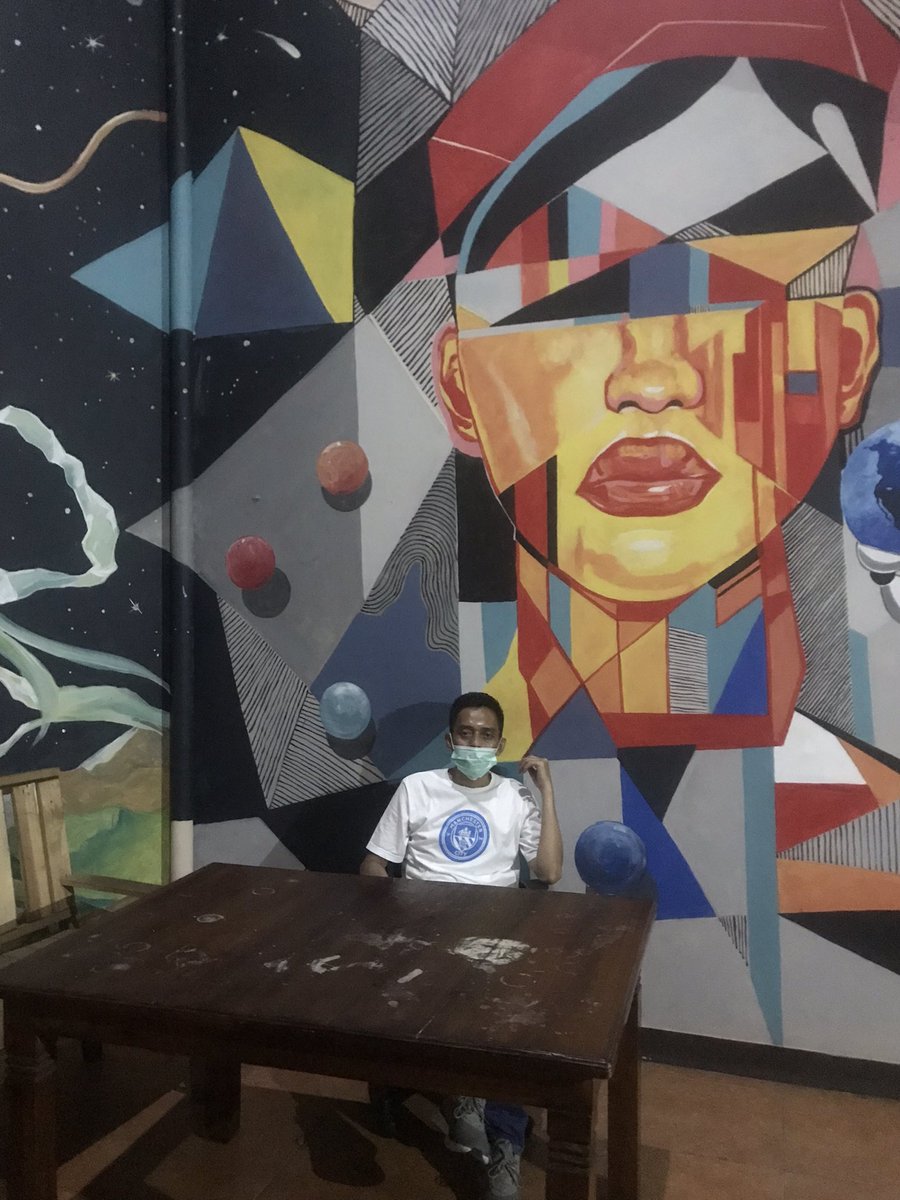 damhurimuhammad's tweet photo. Mural di markas CikiniArtStage. Sehari2 mereka hidup dalam dekapan mural cc @aidilusman14 @ms_untung @IndraJPiliang @tommyfawuy https://t.co/IqK6JRSv4Q