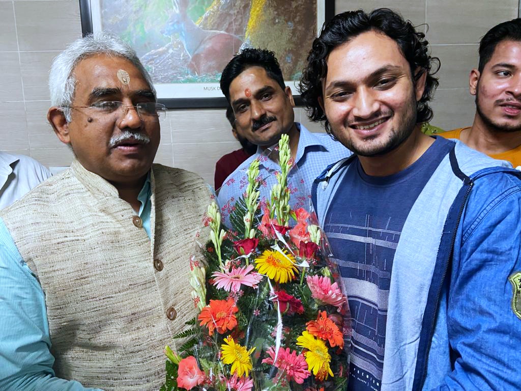 BNPFilms's tweet photo. Special thanks to BJP's State President of Uttarakhand honorable MP Sh. Madan Kaushik Ji

#BNPFilms #workmodeon #BhookaNangaProduction #filmmaking #bnp #bnpfilm #filmmaker https://t.co/Ge0O9EleRd