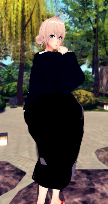 エプロンと和服が似合うケツのでかい人妻 