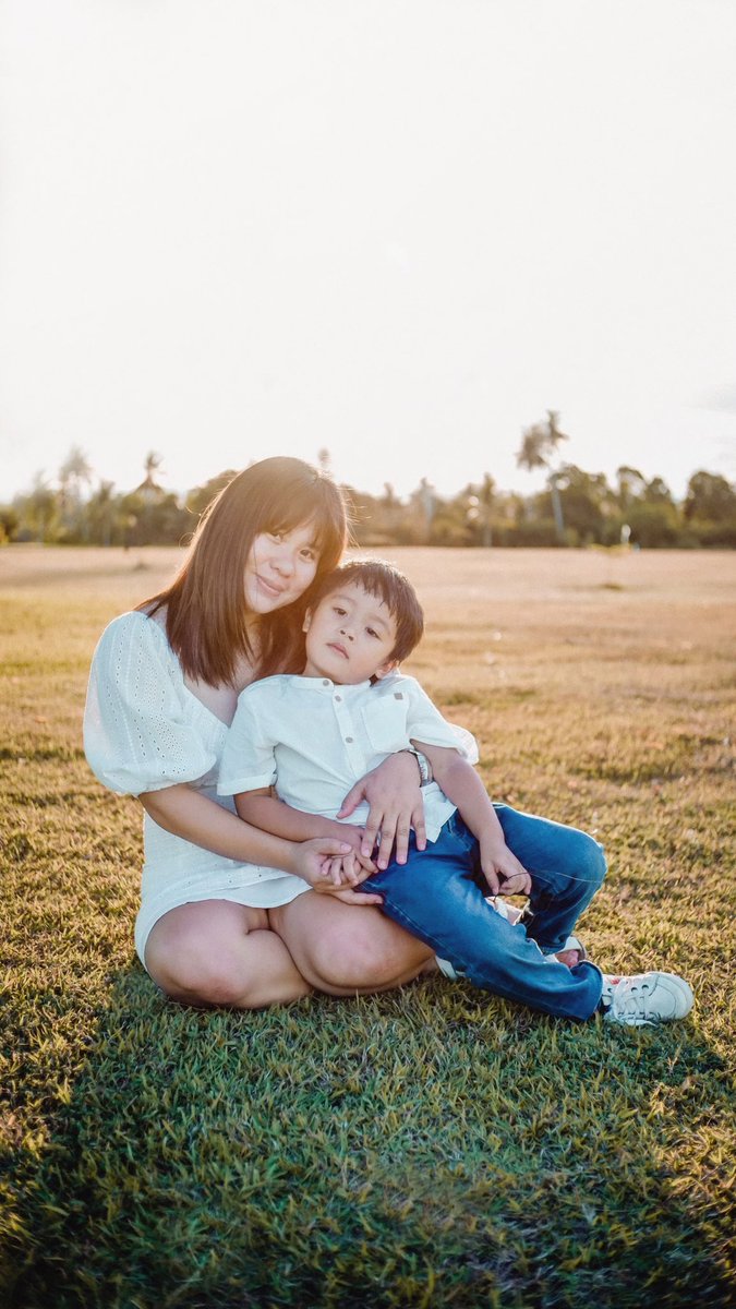MaebDiez's tweet photo. The moment that changed me forever was the moment my first child was born. I was happy, filled with hope, and thought, “Now I understand the whole point of work, of life, of love”. https://t.co/Bt3wINywQu