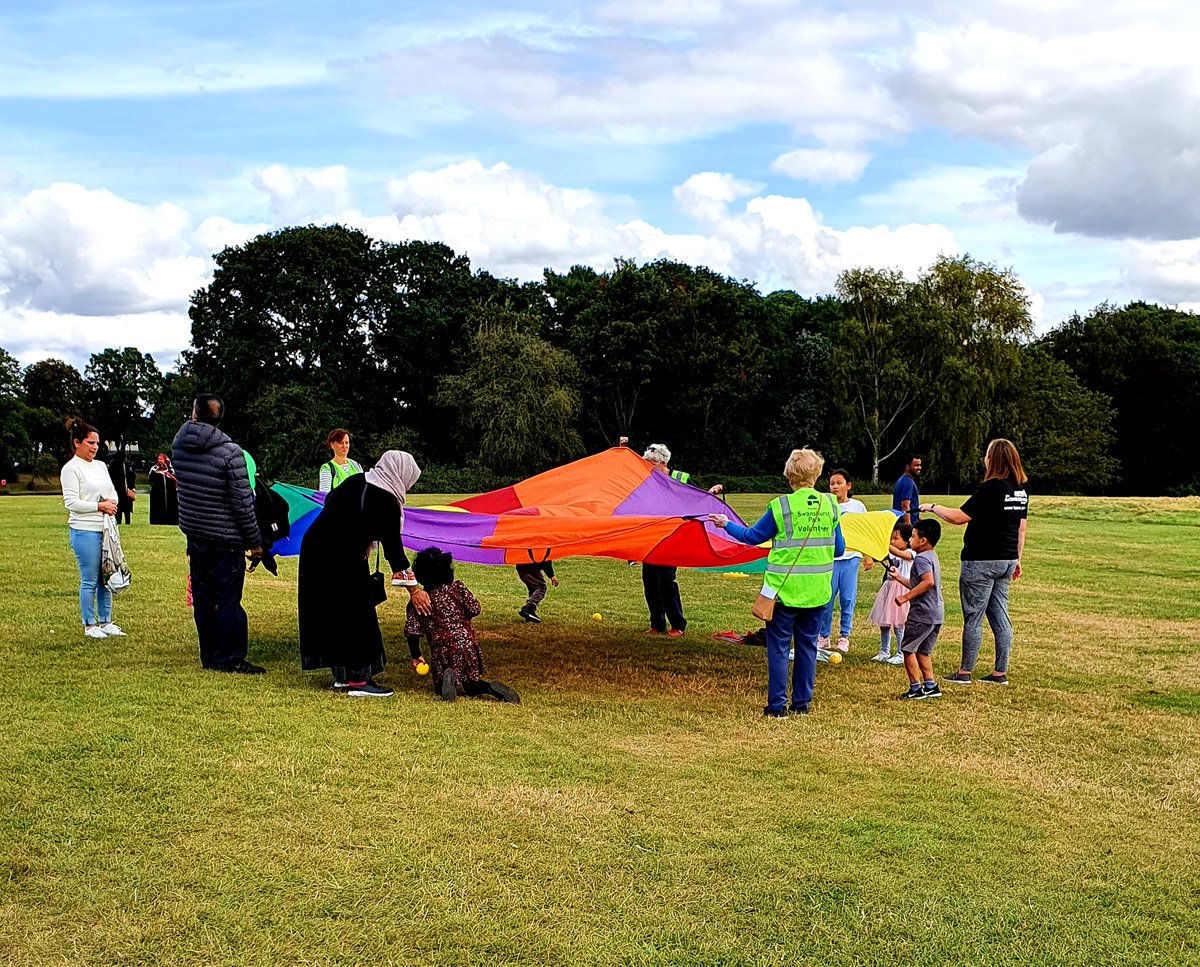 MoseleyLabour's tweet photo. Cllr Jenkins popped down to support @FOSwanshurst with their first public event in the park alongside @TAWSociety today. It was great to see so many families enjoying the activities & having fun. On until 3pm, no booking required & it’s free. #moseley #billesley #activeparks https://t.co/G36yWBLOKF