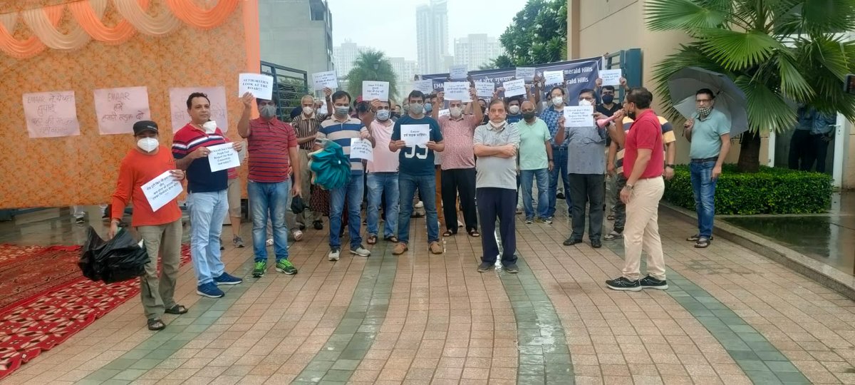 @cmohry @DC_Gurugram @dtcphry Why builder @emaardubai excuses hv more wtg/power than residents ? We @ambereh65 Protested in rains 2day & @mohamed_alabbar @HadiBadri @EmaarCares @BurjKhalifa enjoyed weekend. WOW !! @iamarmaurya @its_AkankshaG @gsinglajourno @leenadhankhar @EHPOA1