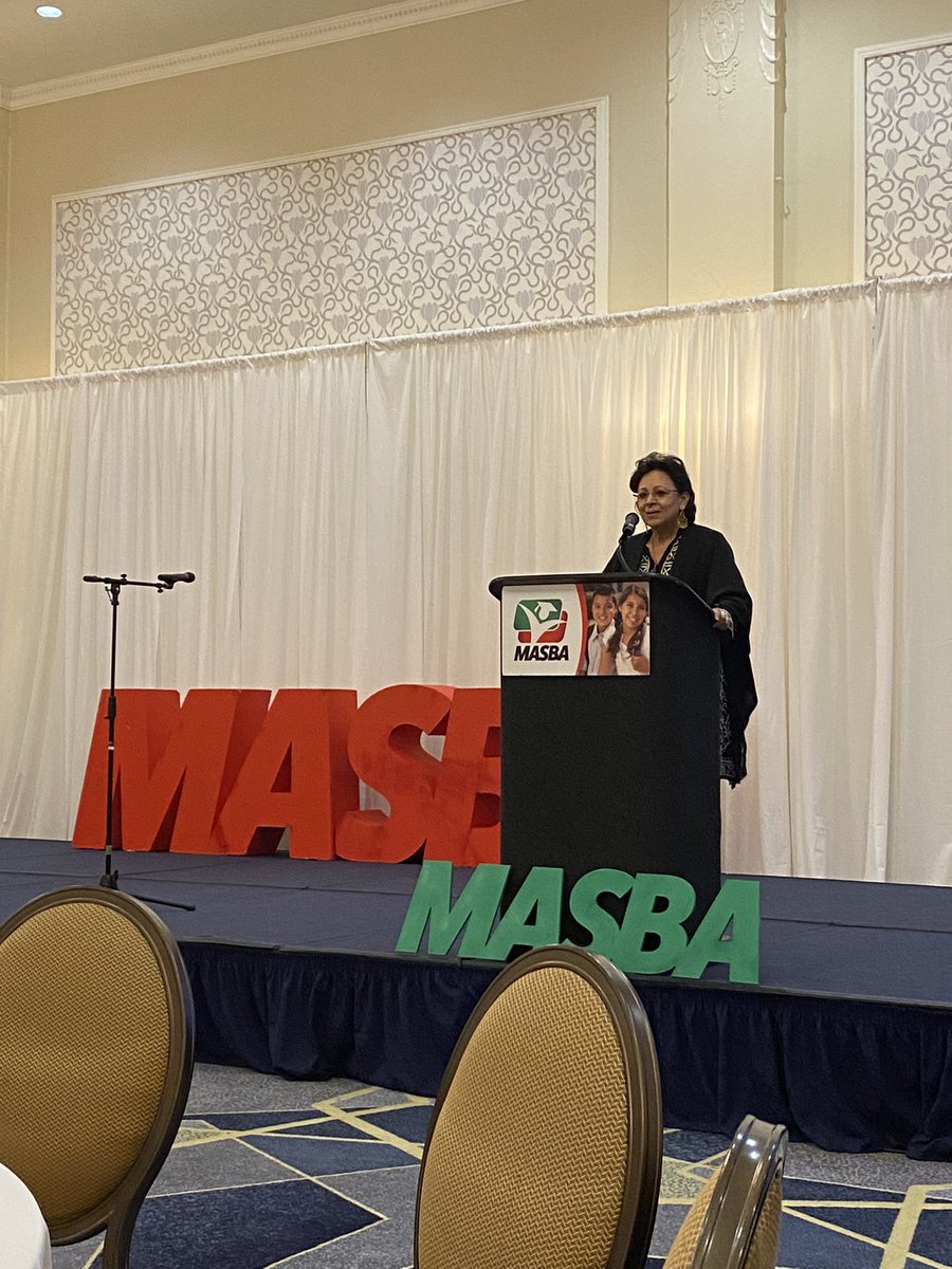 MASBA_US's tweet photo. First keynote speaker for today is @vlnzl #MasConMasba https://t.co/hQp8ouAqY3