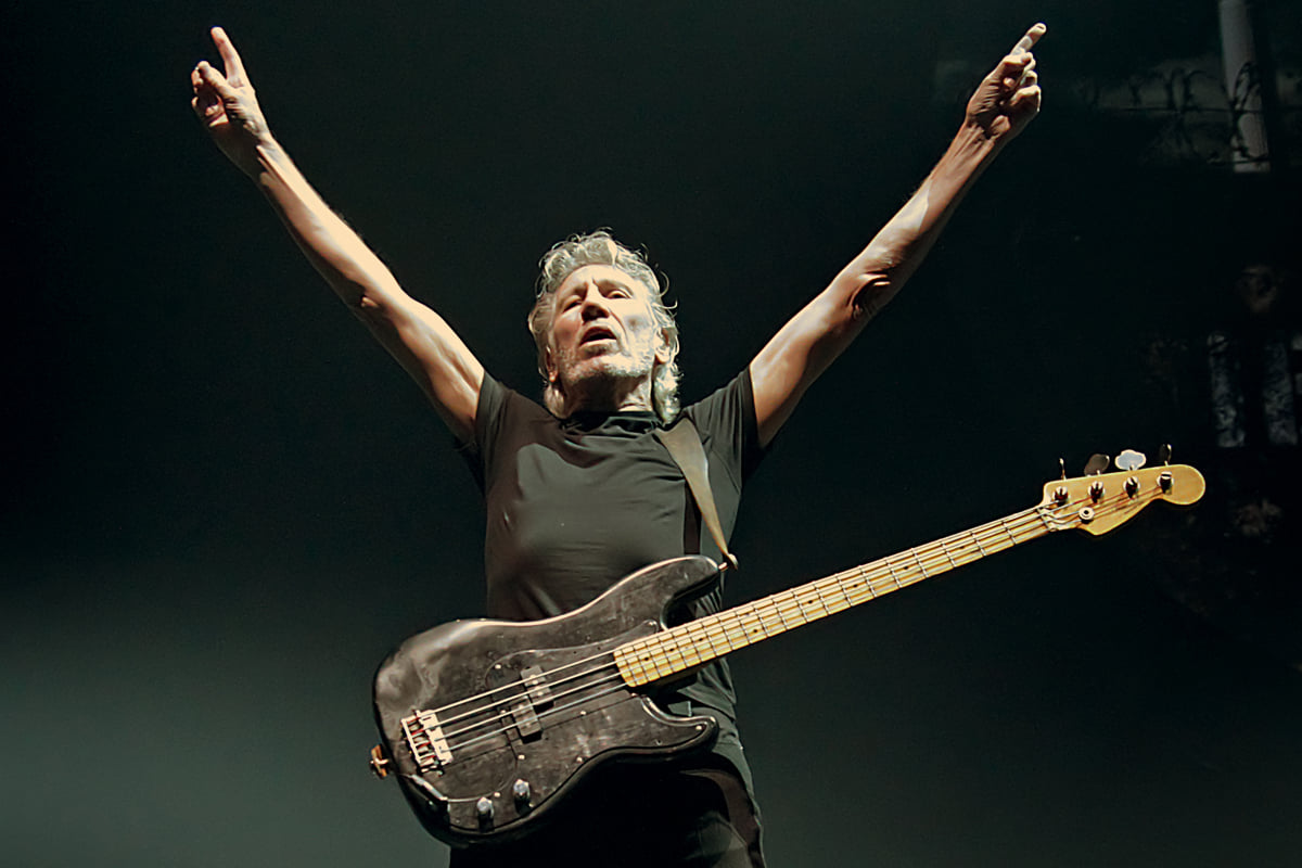 HAPPY  BIRTHDAY  ROGER WATERS                    