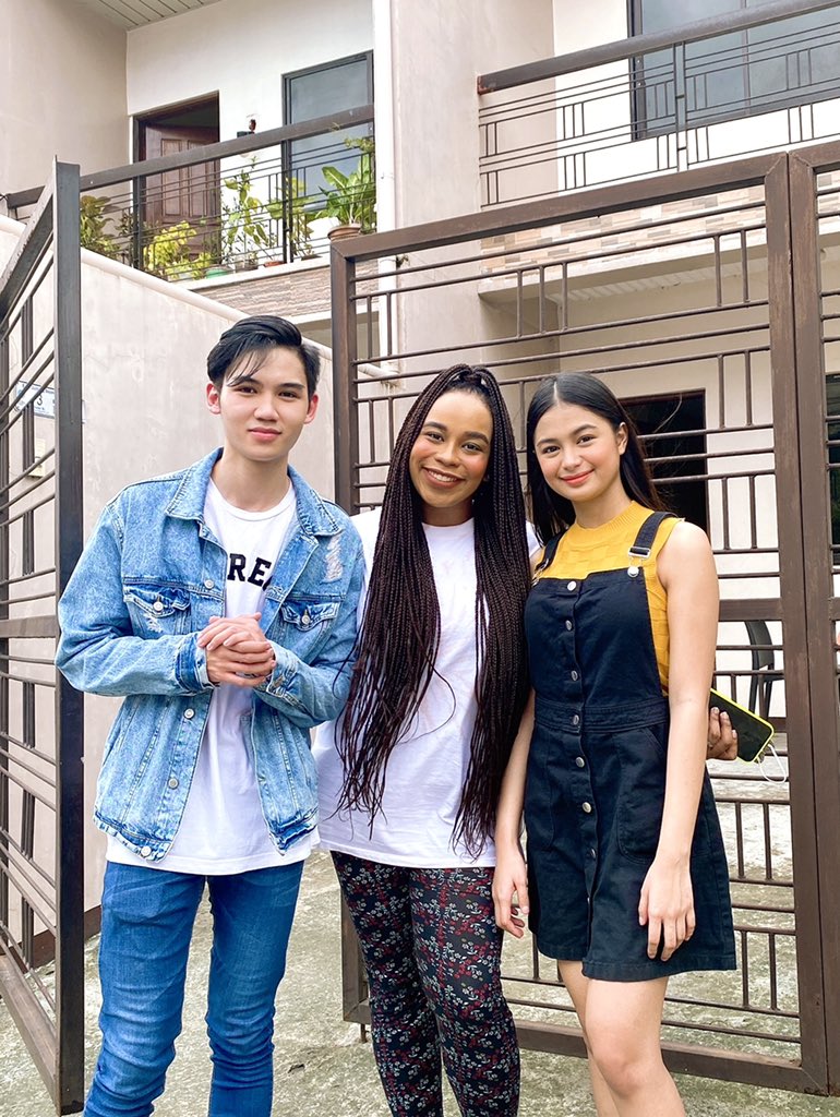 xoxo_gma_riel's tweet photo. Me as a bringer of fake news ๐๐คฃ
Thank you for watching #ThatThinLineBetween Mga Kapuso! ๐๐ฝ๐
#KenSanyaRegalStudioPresents
#GMARegalStudioPresents https://t.co/ZUGsIN0JDb