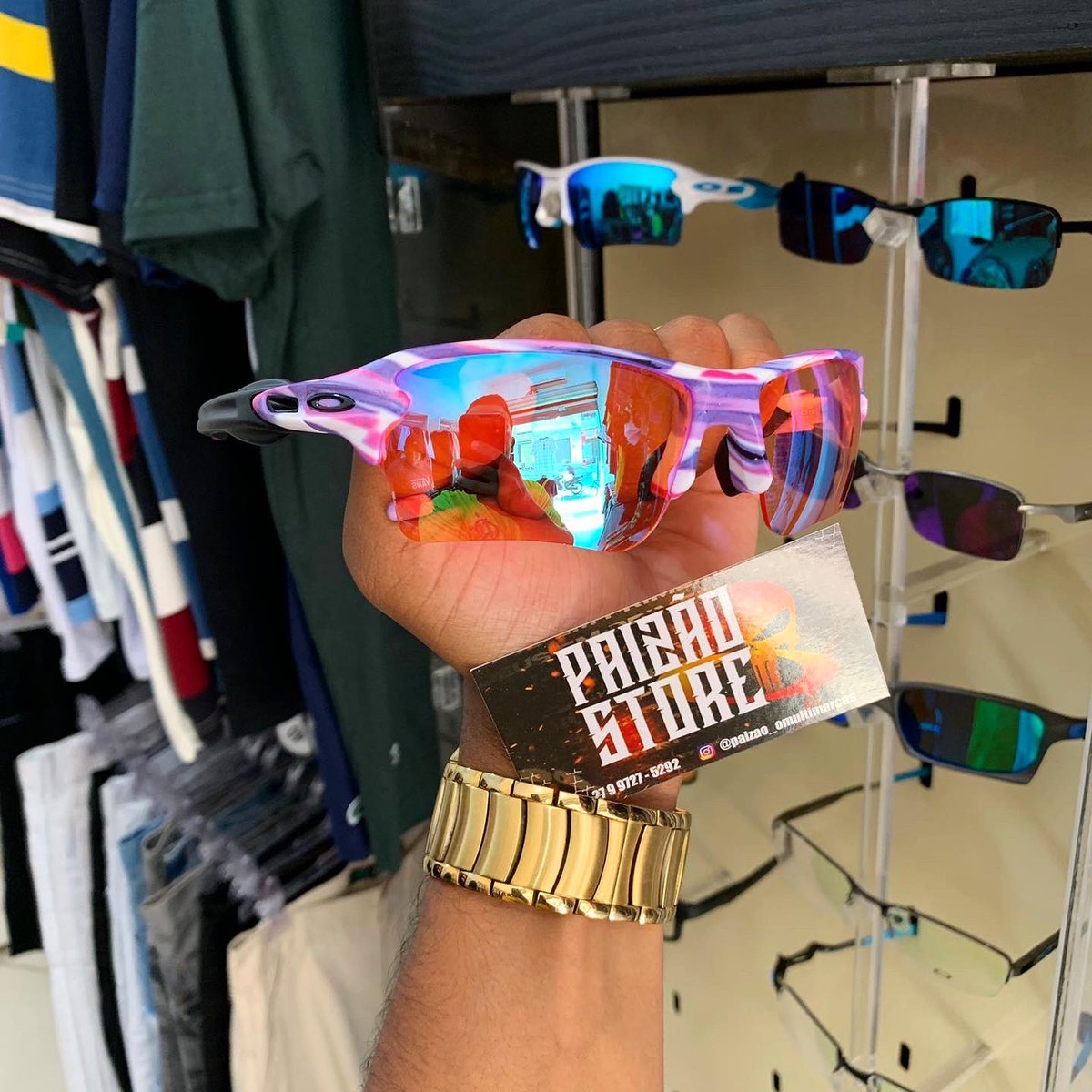 PaizaoMultimar1's tweet photo. VEM PRO PAIZÃO GARANTIR SUA LUPA 🤪
Trabalhamos com diferenciado pra deixa você naquele naipe! 
#lupa #oculos #rave #paizaostore #colanopai #tmj #vrau #rt https://t.co/dsiNdAnfvQ