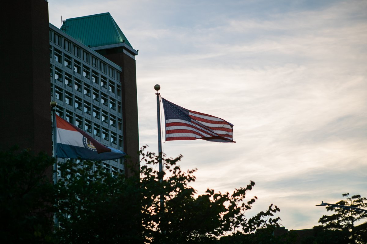 SLU_Official's tweet image. Volunteers from SLU will join with those from around the region at Chaifetz Arena today as part of the September 11 National Day of Service and Remembrance (“9/11 Day”).