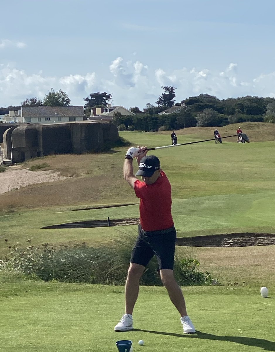 Super to see interinsulars returning. Had a lovely morning walking around the stunning <a href="/RoyalJersey/">Royal Jersey Golf Club</a>. Well done to everyone for the organisation and thanks to <a href="/GolfGsy/">Gsy Mens Golf Team</a> for travelling.  @jerseygolfunion <a href="/LaMoyeGC/">La Moye Golf Club</a> <a href="/RoyalJersey/">Royal Jersey Golf Club</a> <a href="/ravenscroft/">Gaylene Ravenscroft</a>