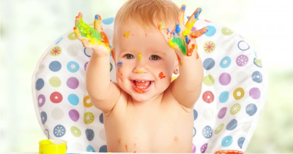 MutuelleMCCI's tweet photo. De récentes études ont démontré que les nouveau-nés, attirés par les couleurs vives et la nouveauté, voient bien mieux que ce que l’on pensait 👀#VueEnfant https://t.co/TxU20Xlm4E https://t.co/NAmrJ74qop
